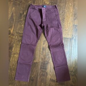 AE skinny Khaki pants - maroon
